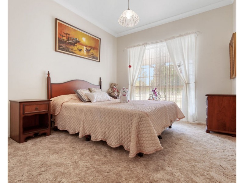 37 Analie Street, Ningi QLD 4511