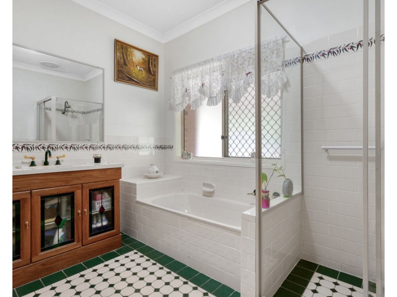 37 Analie Street, Ningi QLD 4511