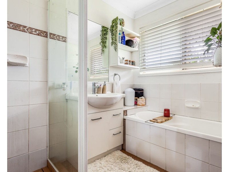 8 Abbey Road, Caboolture QLD 4510