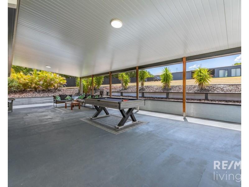 140-142 Montanus Drive, Woodford QLD 4514