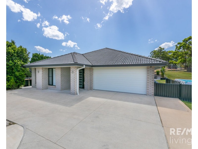 140-142 Montanus Drive, Woodford QLD 4514