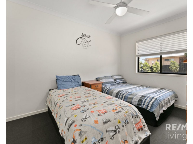140-142 Montanus Drive, Woodford QLD 4514