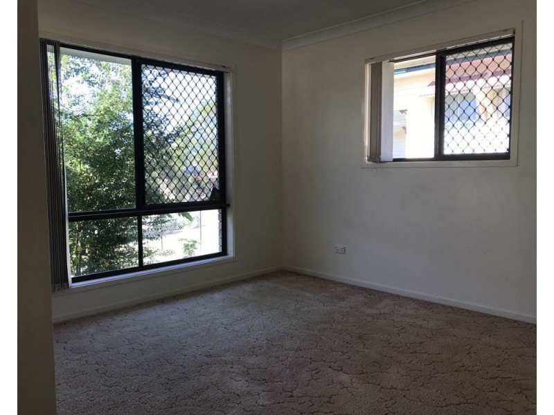 15 Kerr Street, Kilcoy QLD 4515