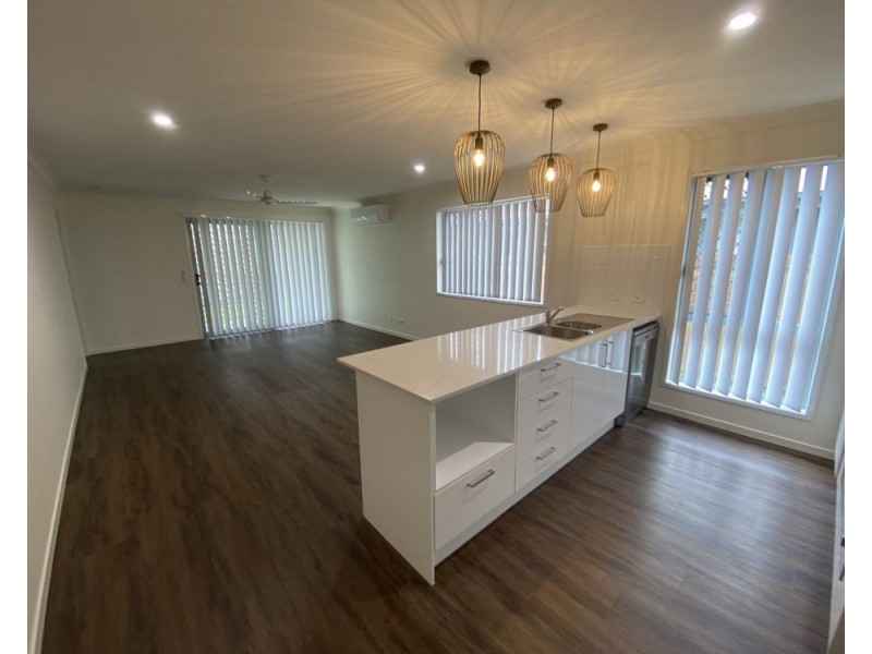 10 Sunray Parade, Griffin QLD 4503