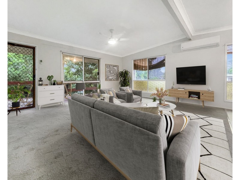 4 Blunt Street, Kilcoy QLD 4515