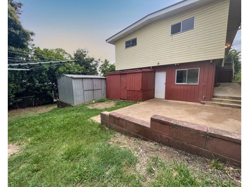 4 Blunt Street, Kilcoy QLD 4515