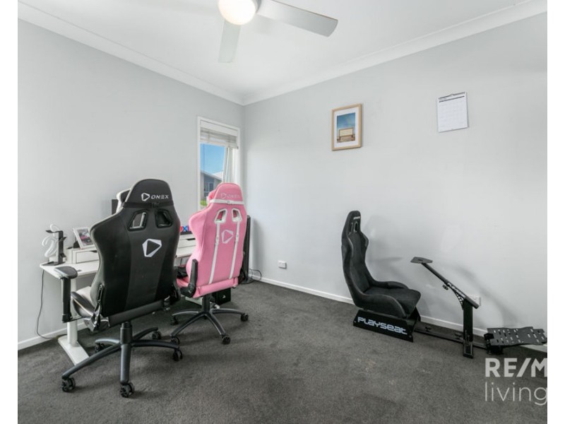 15 Awoonga Crescent, Morayfield QLD 4506