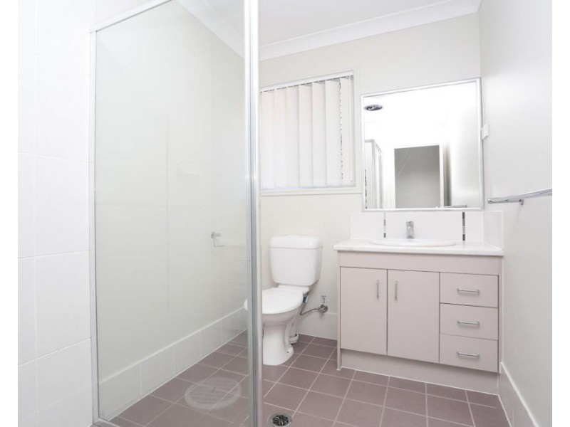 2/20 Nutmeg Drive, Griffin QLD 4503