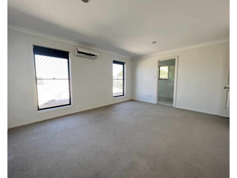 1/15 Highcliff Crescent, North Lakes QLD 4509