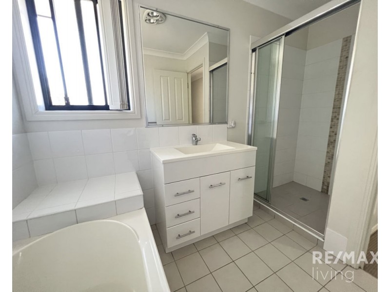 1/15 Highcliff Crescent, North Lakes QLD 4509