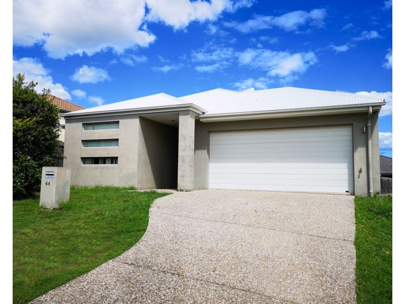 44 Menara Circuit, North Lakes QLD 4509