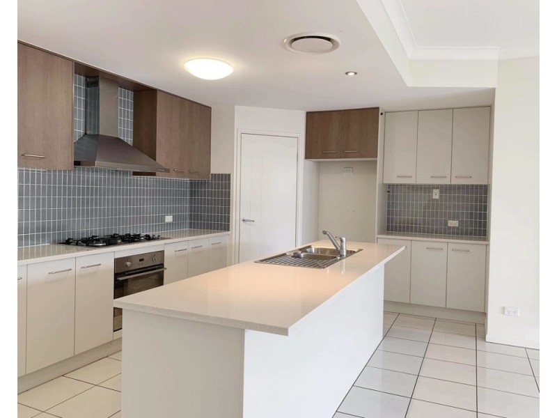 44 Menara Circuit, North Lakes QLD 4509