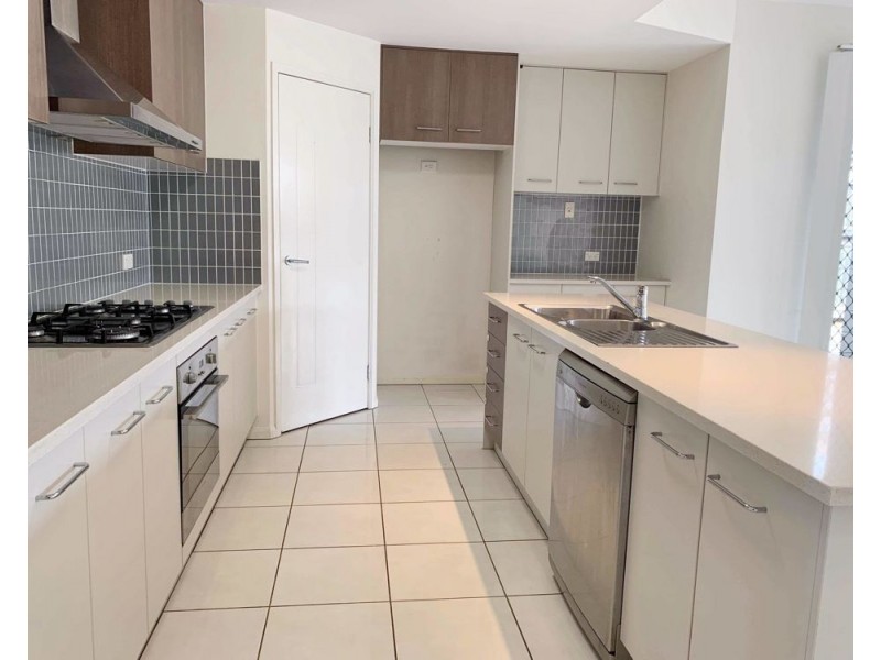 44 Menara Circuit, North Lakes QLD 4509