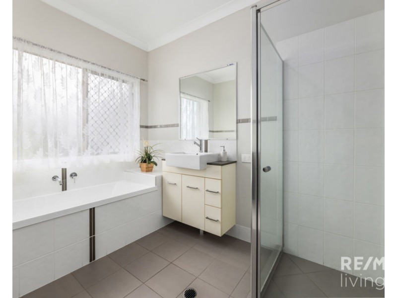 12-16 Scotts Lane, Woodford QLD 4514