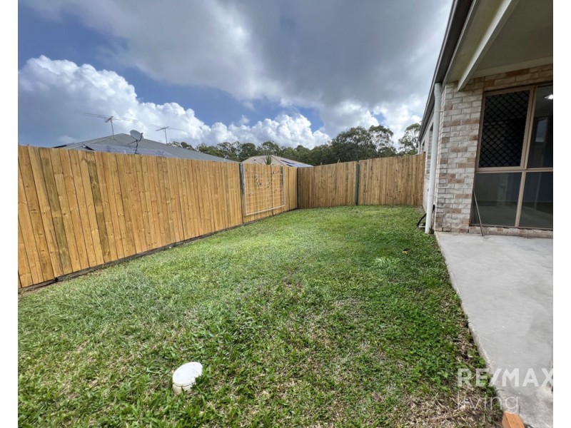 1/63 Higgs Street, Rothwell QLD 4022