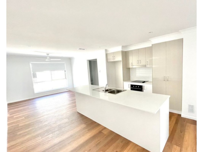 7/11-15 Mumford Road, Narangba QLD 4504