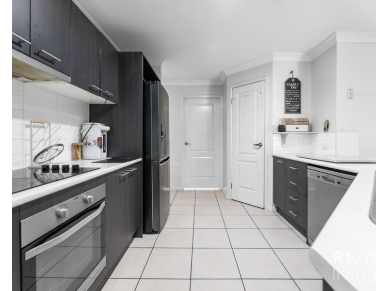 6 Unwin Court, Morayfield QLD 4506