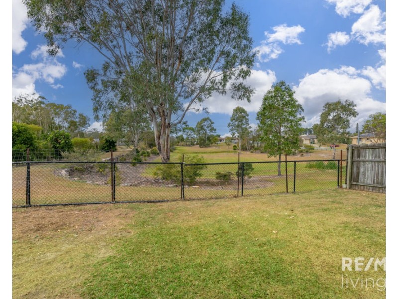 6 Unwin Court, Morayfield QLD 4506