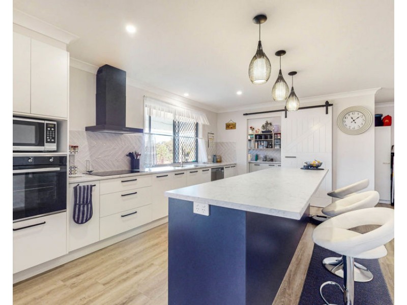 36 Emerson Road, Blackbutt QLD 4306