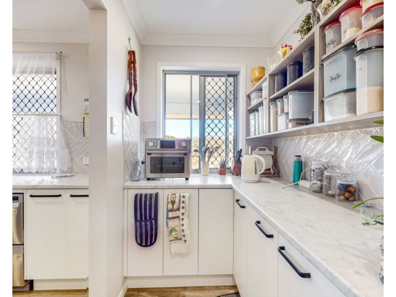 36 Emerson Road, Blackbutt QLD 4306