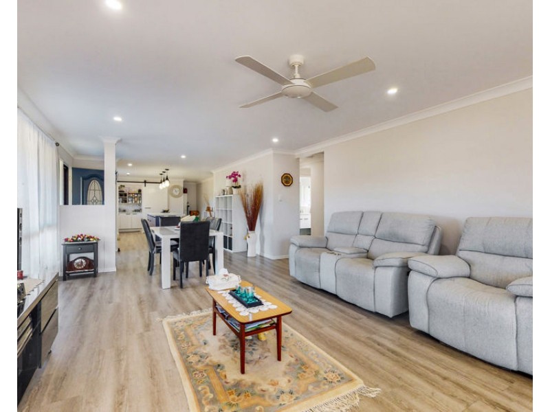 36 Emerson Road, Blackbutt QLD 4306