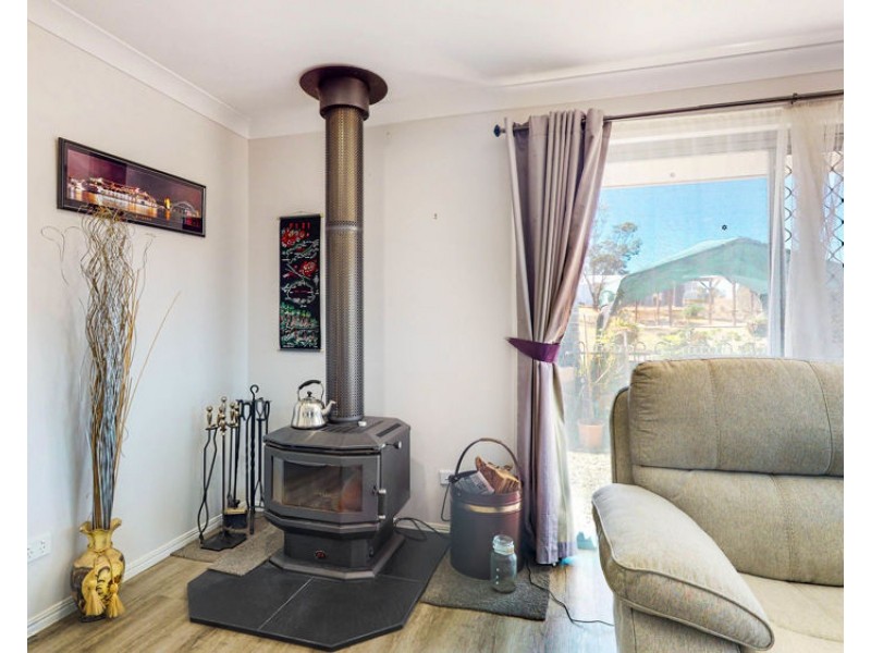 36 Emerson Road, Blackbutt QLD 4306