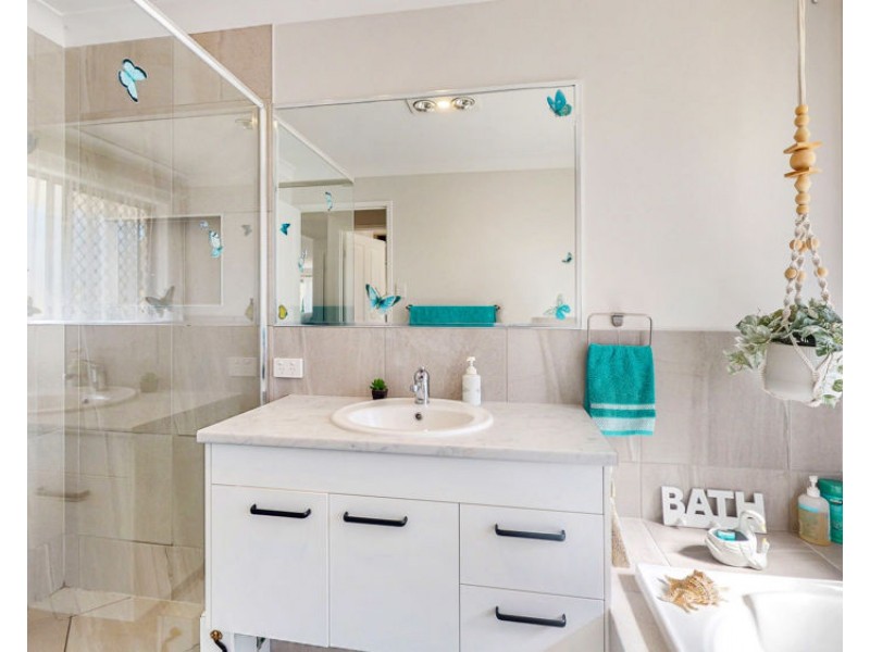 36 Emerson Road, Blackbutt QLD 4306