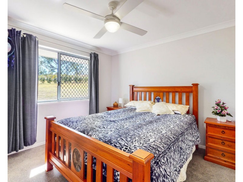 36 Emerson Road, Blackbutt QLD 4306