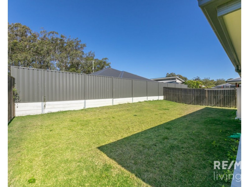 14 Clydesdale Street, Woodford QLD 4514