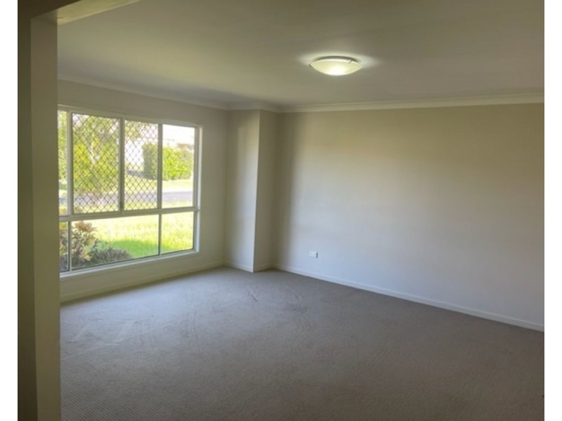 29 Peacherine Circuit, Bellmere QLD 4510