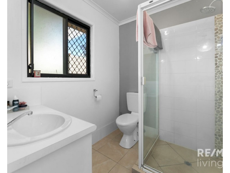 11 Daybell Street, Woodford QLD 4514