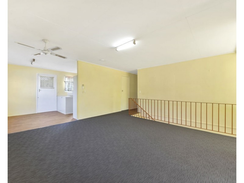 16 Penson Court, Kallangur QLD 4503