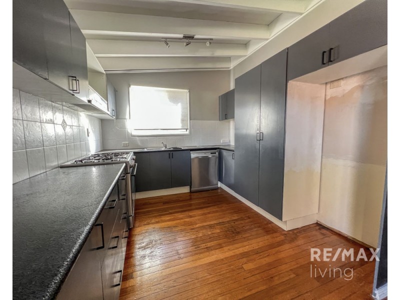 44 Lavercombe Drive, Kallangur QLD 4503