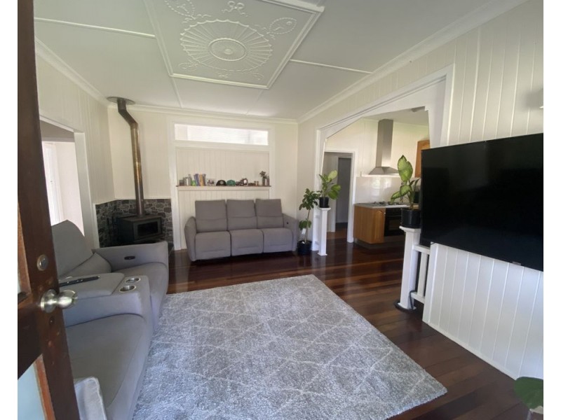 1226 Neurum Road, Mount Archer QLD 4514