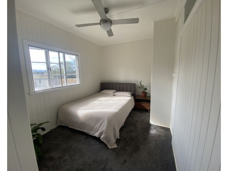 1226 Neurum Road, Mount Archer QLD 4514