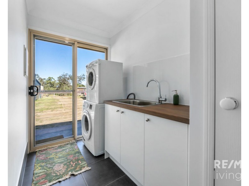 1130 Sandy Creek Road, Sandy Creek QLD 4515