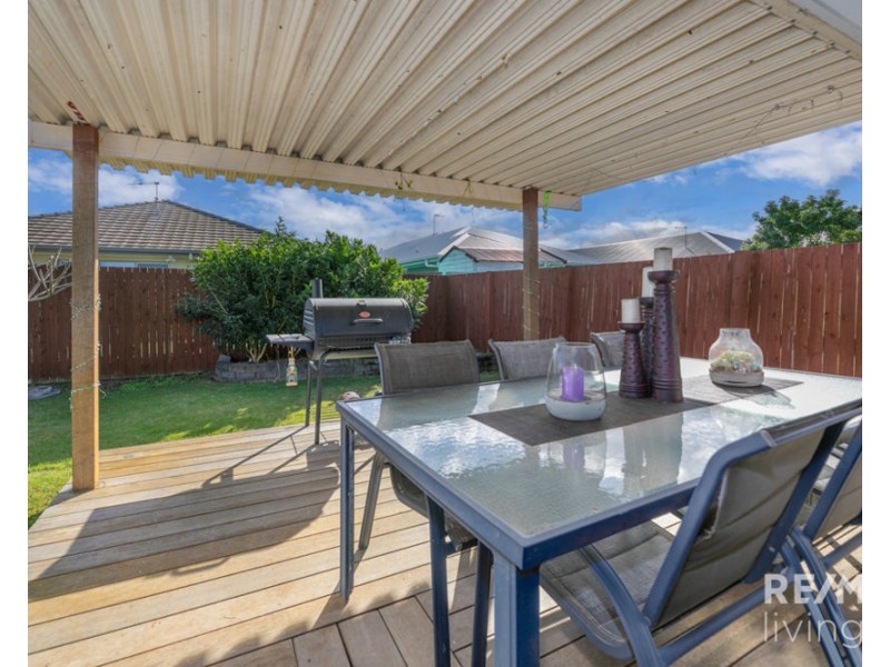 6 Rosewood Street, Caboolture South QLD 4510