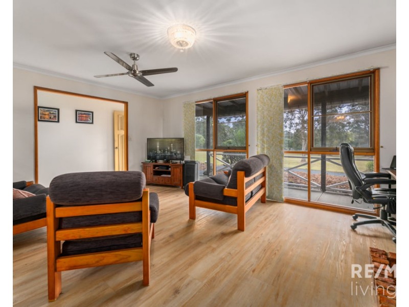 36 Mimosa Street, Woodford QLD 4514