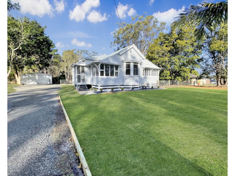 24 Fairmount Street, Elimbah QLD 4516