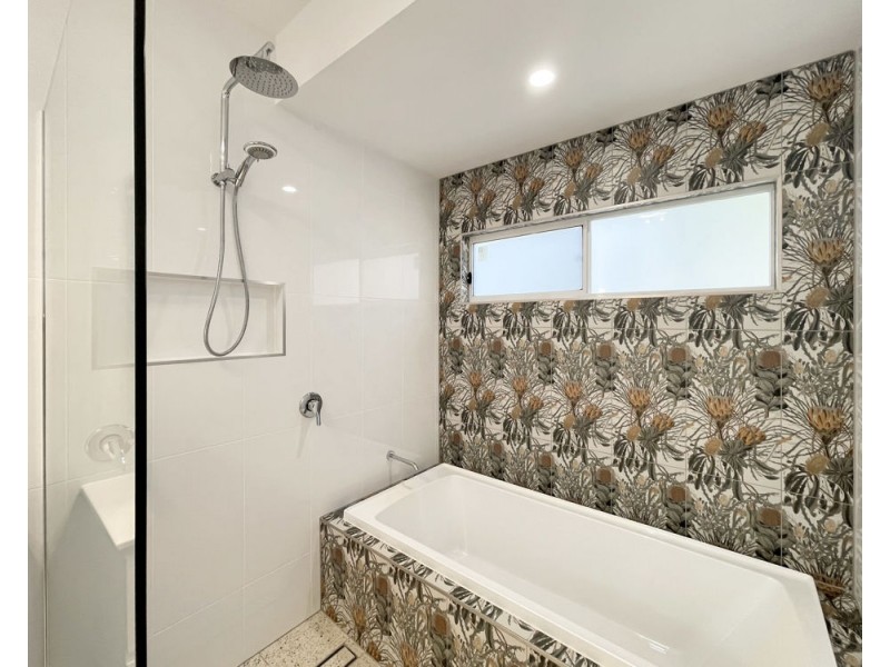 24 Fairmount Street, Elimbah QLD 4516