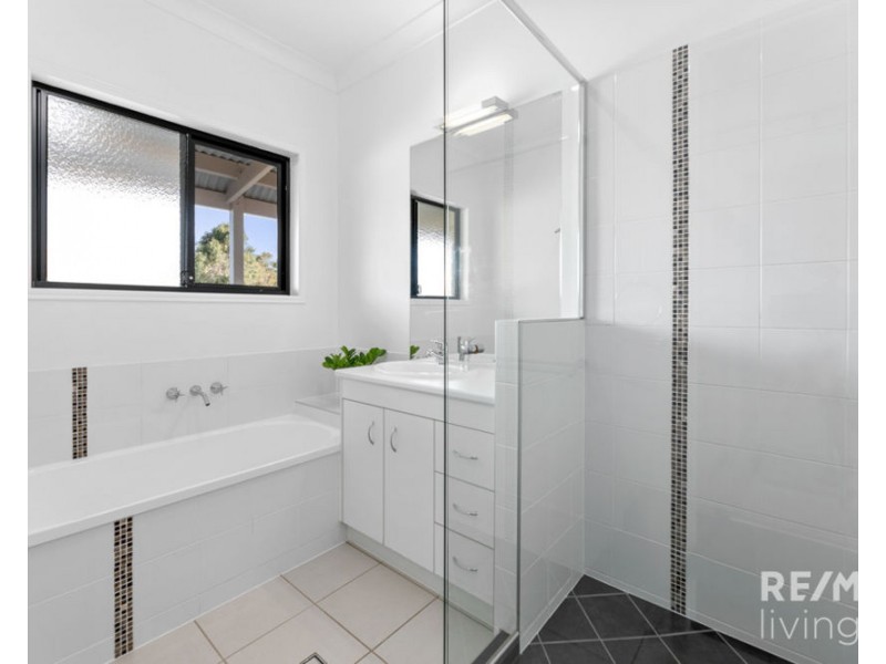 17 Katebridge Drive, Mount Archer QLD 4514