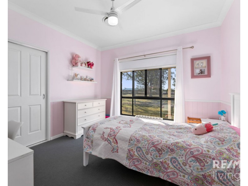 17 Katebridge Drive, Mount Archer QLD 4514