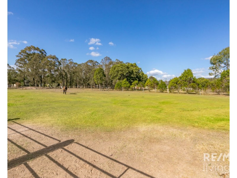 17 Katebridge Drive, Mount Archer QLD 4514