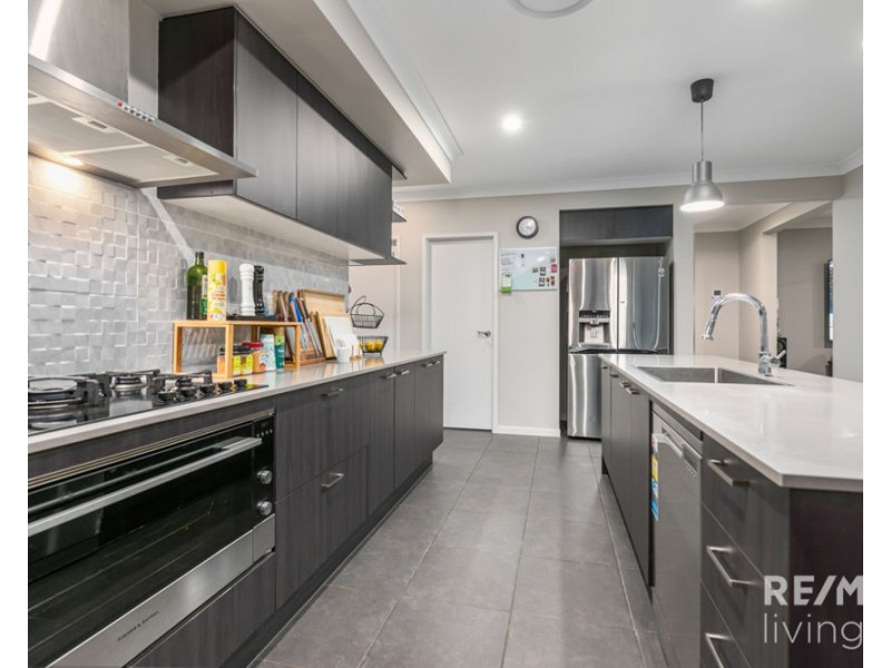 40 Einasleigh Street, Morayfield QLD 4506