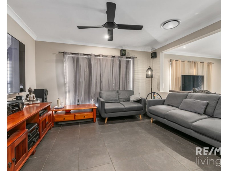 40 Einasleigh Street, Morayfield QLD 4506