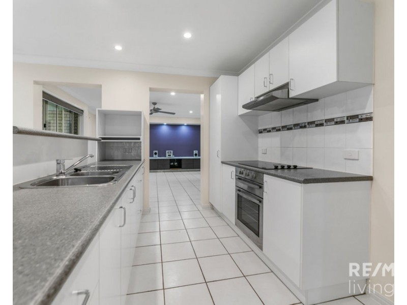 29 Beatrice Place, Burpengary QLD 4505