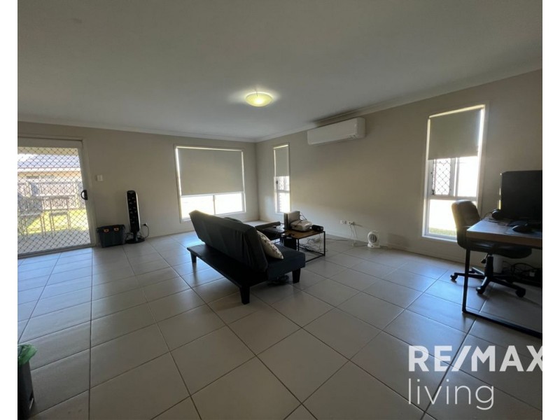 2/18 Basalt St, Caboolture QLD 4510