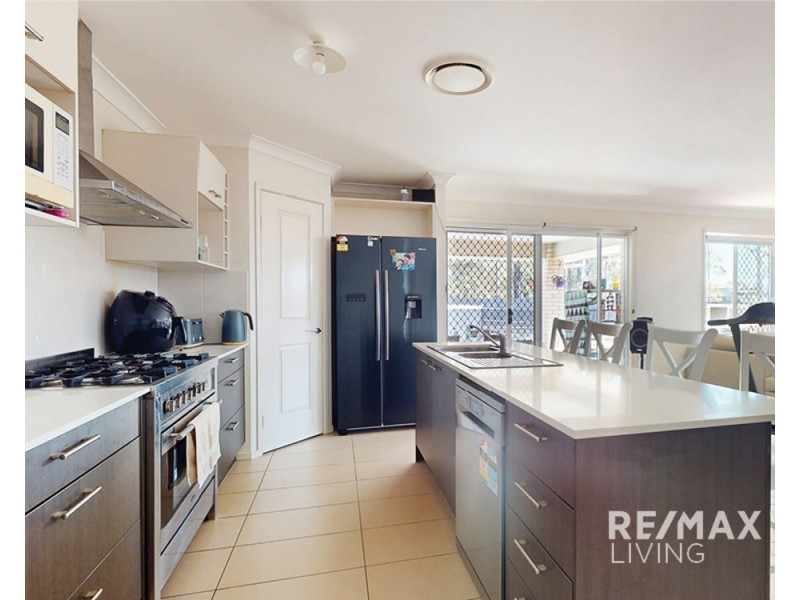 34 Adelaide Drive, Caboolture South QLD 4510