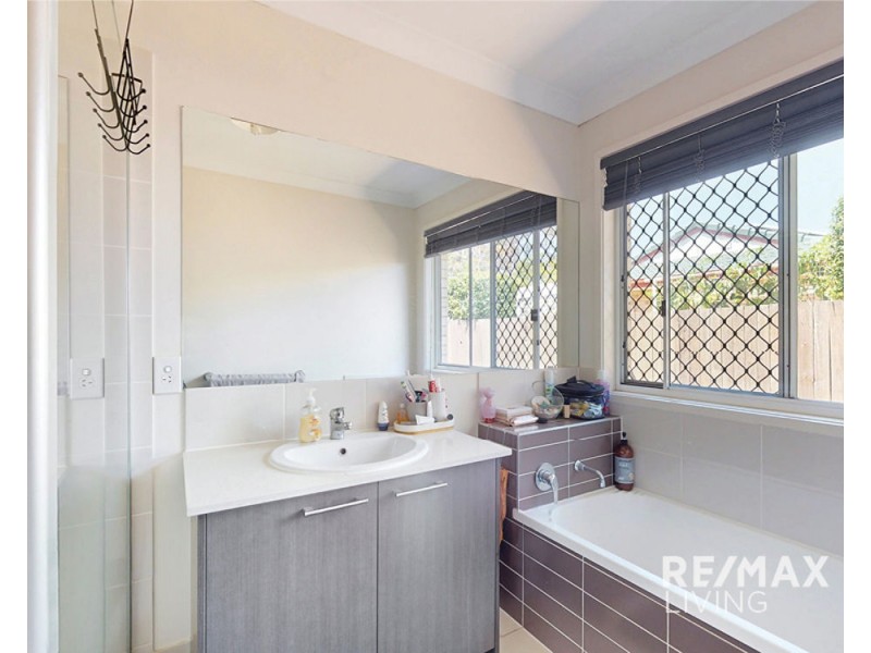 34 Adelaide Drive, Caboolture South QLD 4510