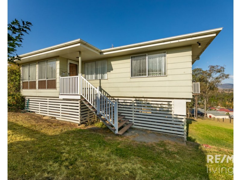 86 Kennedy Street, Kilcoy QLD 4515